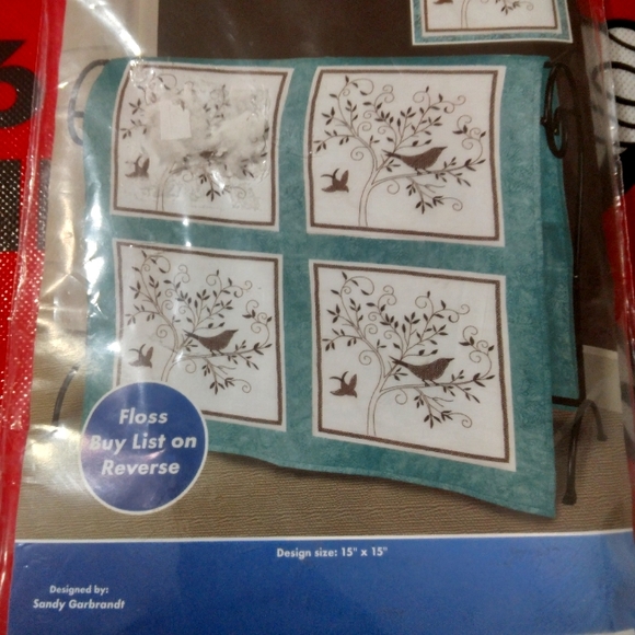 NWT CHUTES AND LADDERS BACKPACK GAME BEACH TOWEL SET & JANLYNN-BIRD QUILT BLOCKS - Picture 2 of 11